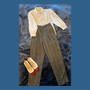 Vintage Alison Craig Sz 10 Beige/Grey Long-sleeve Blouse